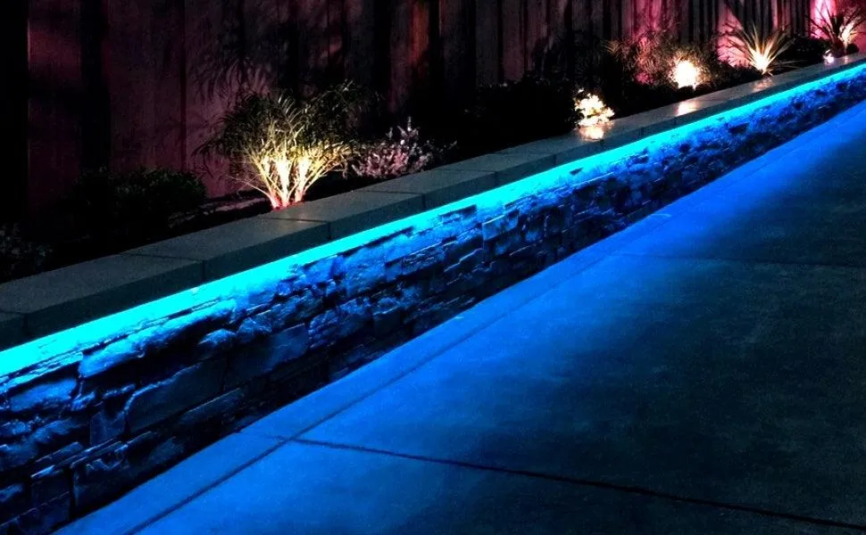 Blue LED Neon Flex AC 220V 240V 8x16mm 120LEDs/m IP65 Waterproof with UK Plug