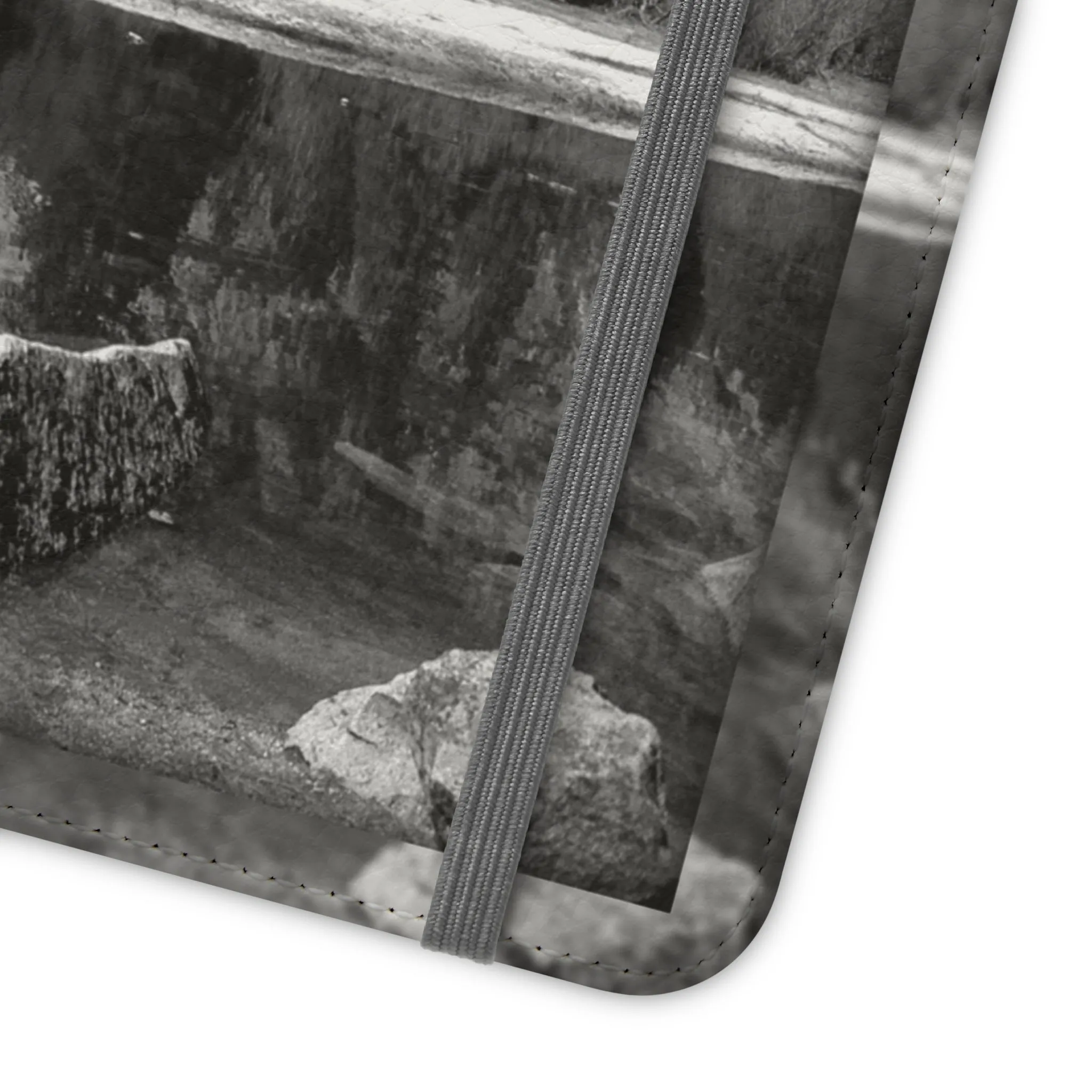 Mirror Lake Yosemite - Flip Cases
