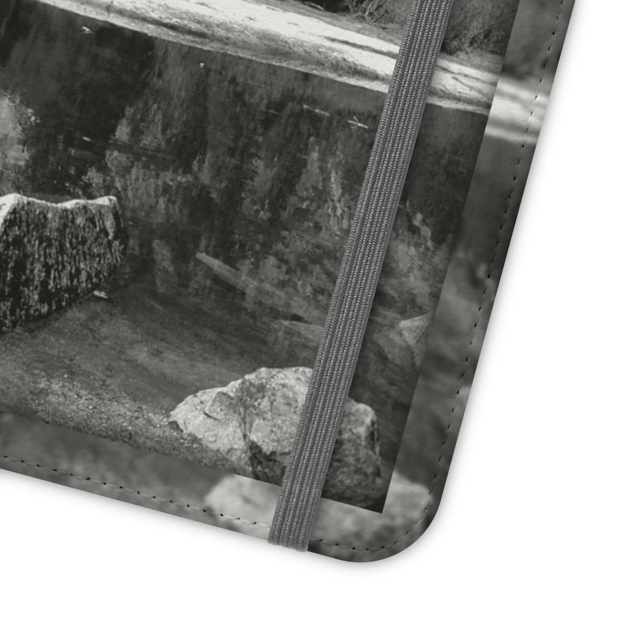 Mirror Lake Yosemite - Flip Cases