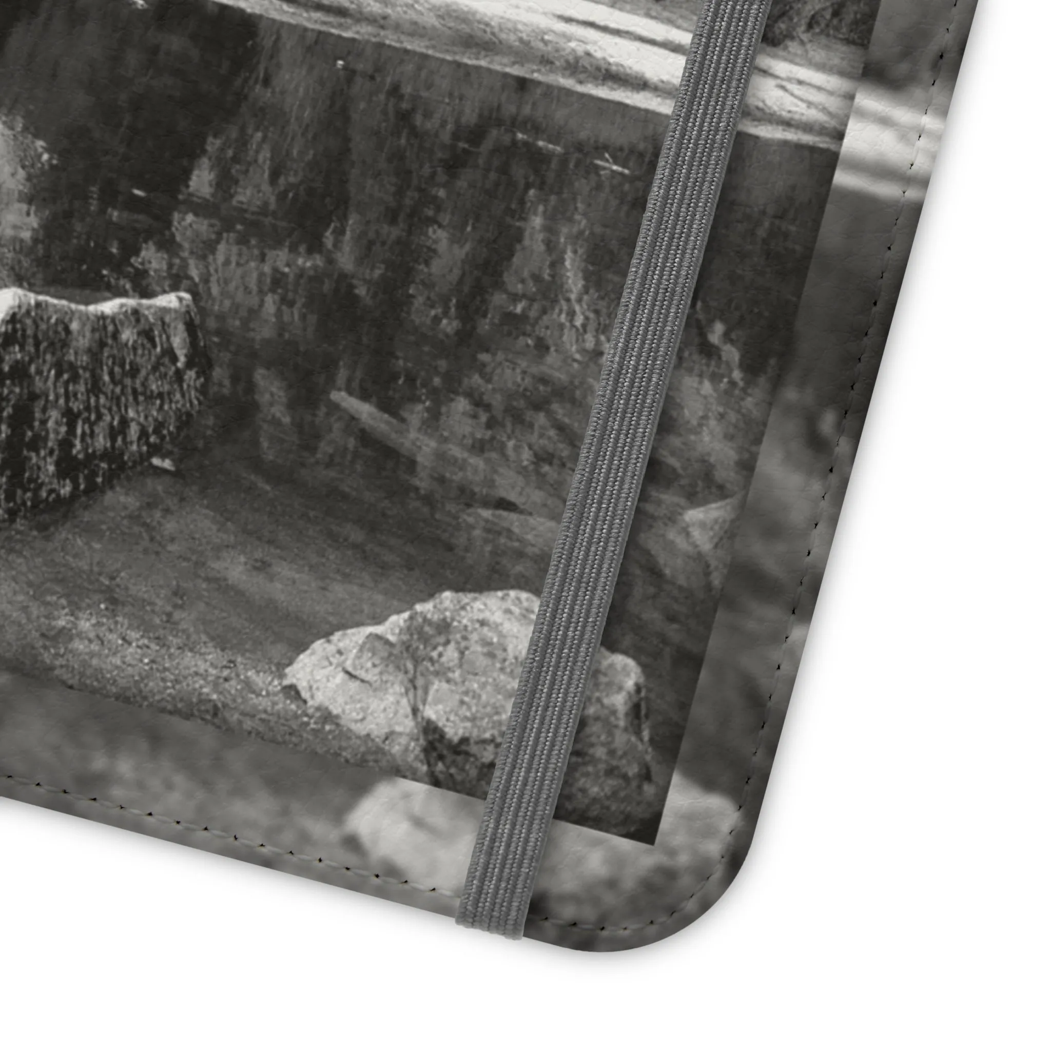 Mirror Lake Yosemite - Flip Cases