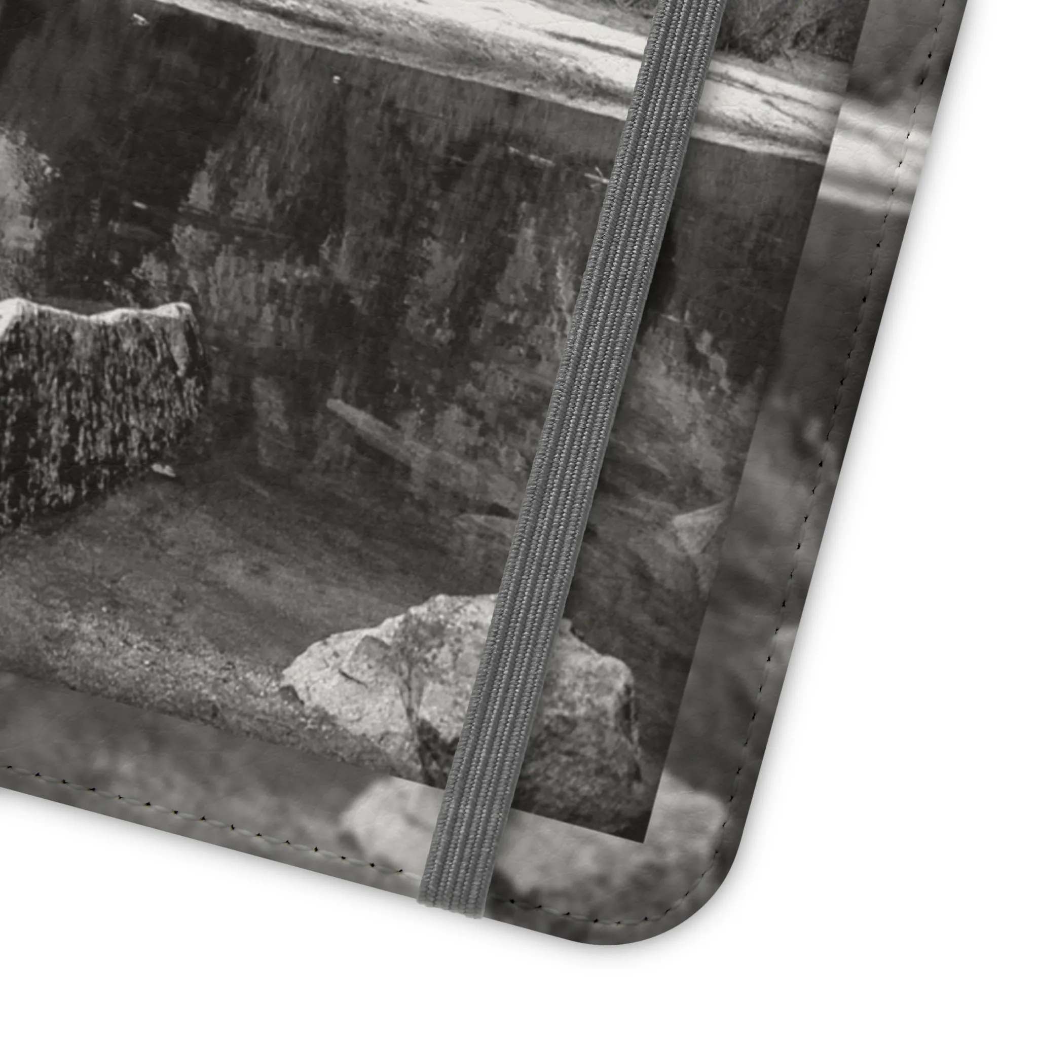 Mirror Lake Yosemite - Flip Cases