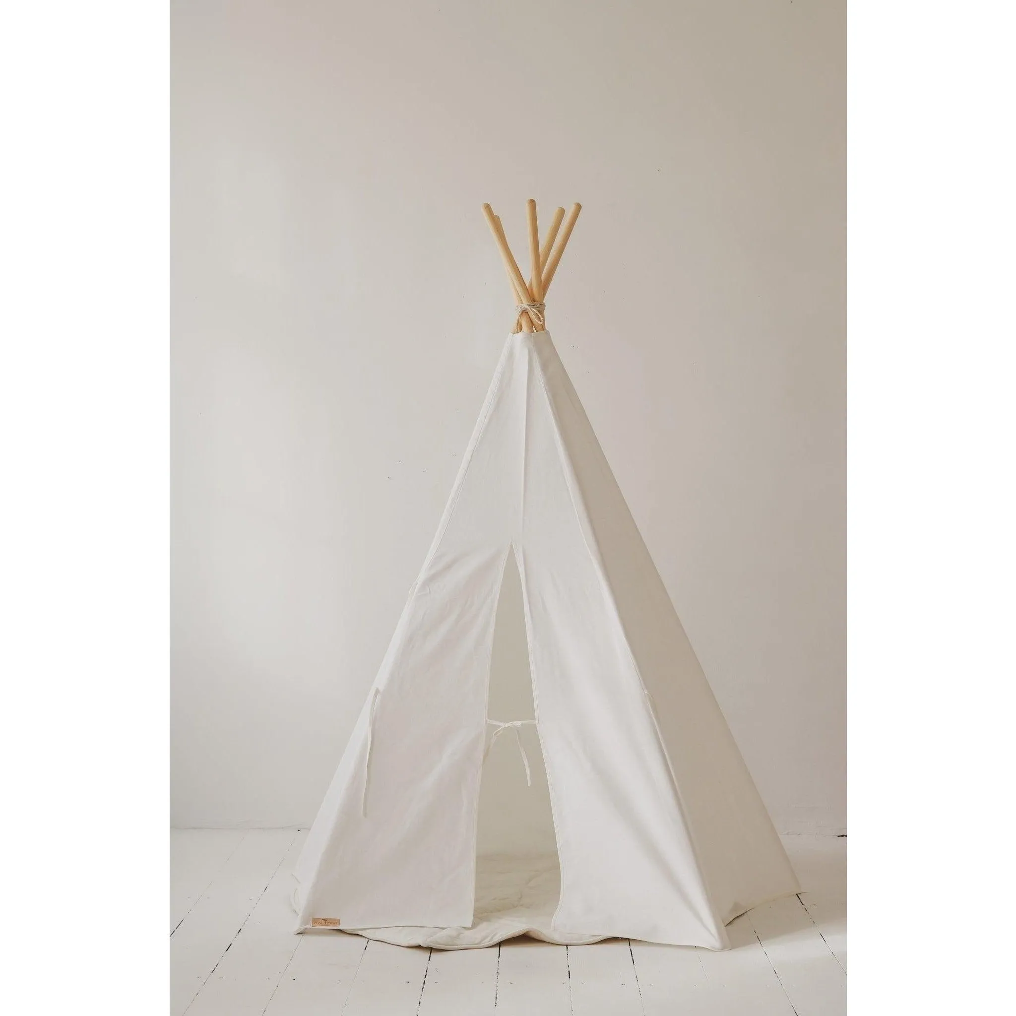 Snow White Teepee Tent