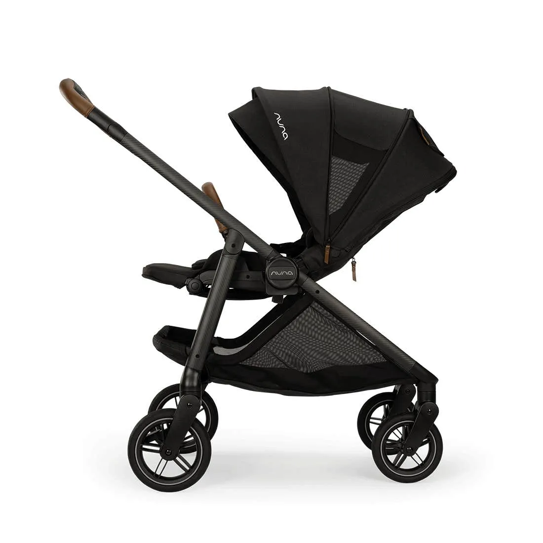 SWIV Stroller by Nuna