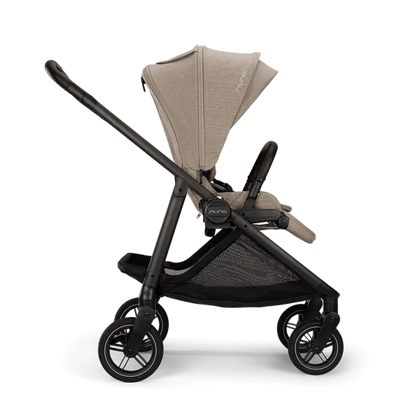 SWIV Stroller by Nuna