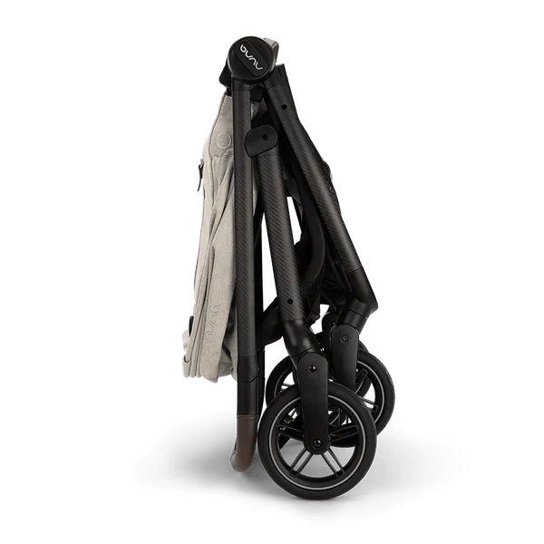 SWIV Stroller by Nuna