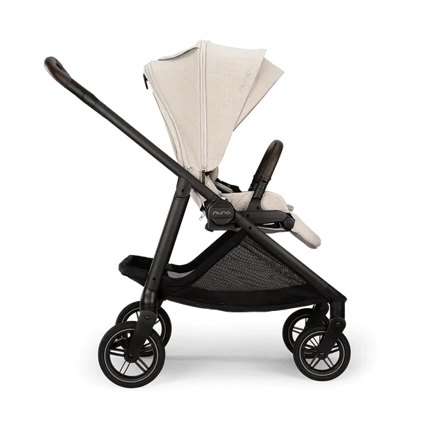 SWIV Stroller by Nuna