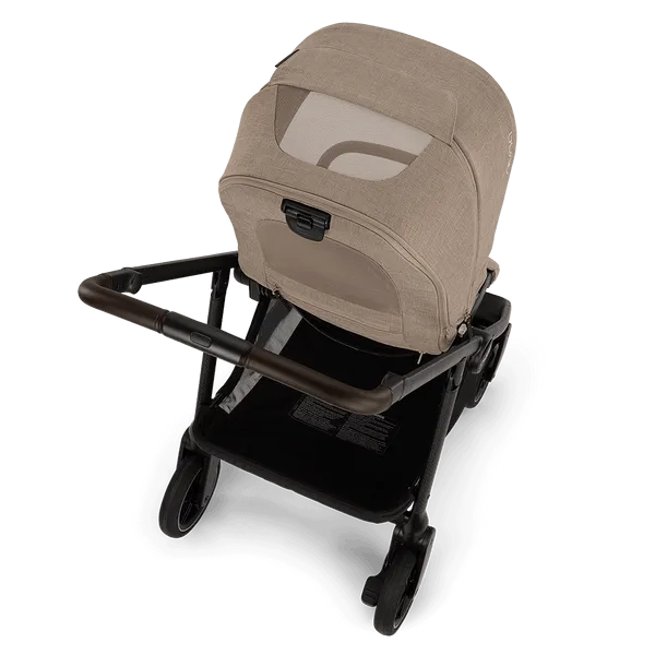 SWIV Stroller by Nuna